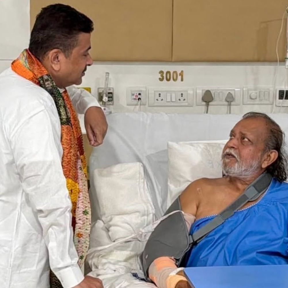 Mithun Chakraborty undergoes surgery:Metal plate removed from hand, Bengal CM Suvendu visits actor in the hospital
