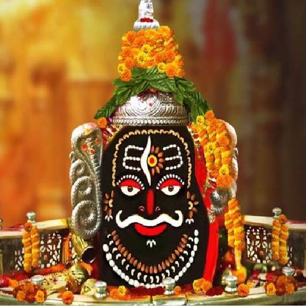 महाकाल मंदिर 28 जून से अनलॉक:48 पंडे-पुजारी समेत करीब 650 कर्मचारियों को वैक्सीनेशन अनिवार्य, 28 जून से पहले लगवाना होगा टीका