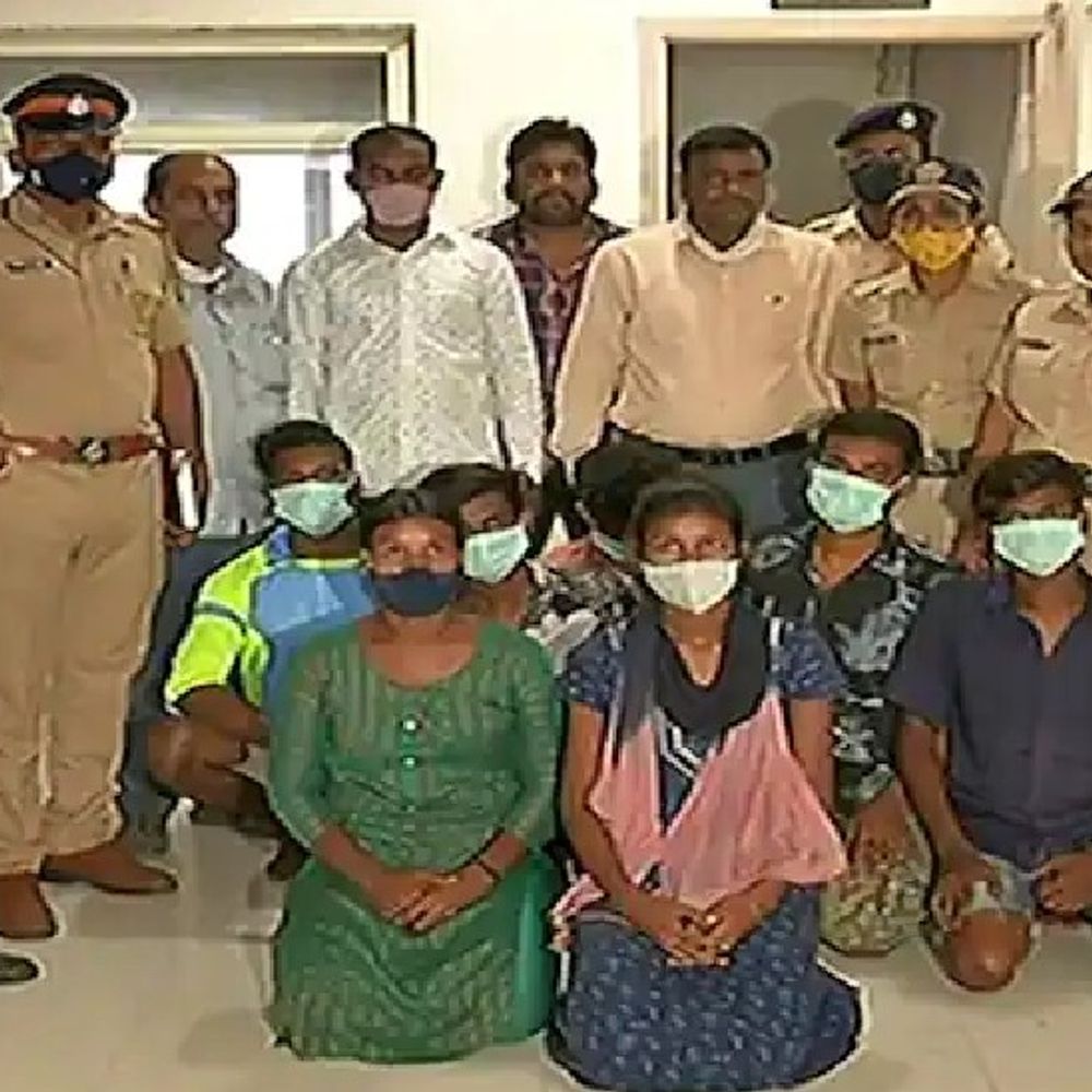 मुंबई में रिश्तों के कत्ल में 7 गिरफ्तार:पति की हरकत से परेशान था पूरा मोहल्ला, पत्नी ने अपने भाई, बहन और पड़ोसियों के साथ मिलकर की हत्या, छिपाने के लिए घर में गाड़ी बॉडी