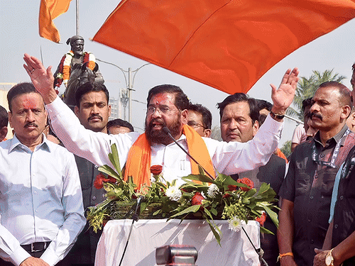 मराठा तो माने, कहीं OBC न खो दे BJP:छगन भुजबल ने टेंशन बढ़ाई, अपनी ही सरकार के खिलाफ हुए OBC नेता