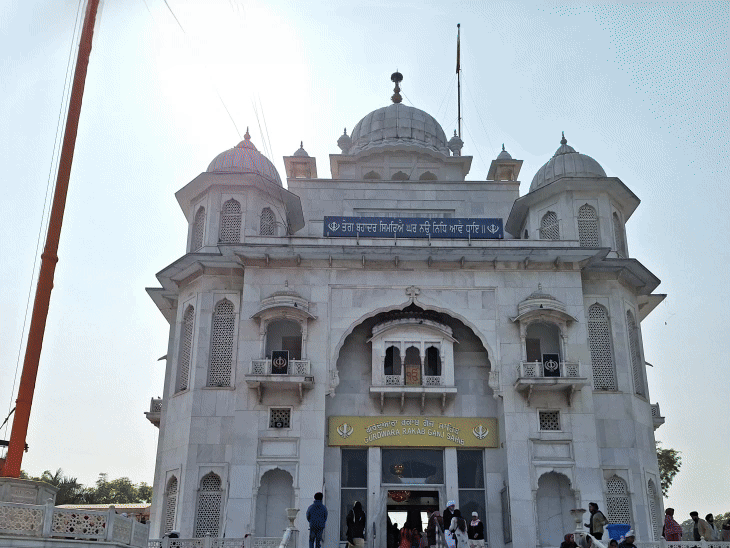 रकाबगंज गुरुद्वारा विवाद…सिख इतिहास पर लिखी किताबों में अलग दावे:DSGMC ने कहा- मस्जिद की जगह ही गुरुद्वारा बना, लेकिन समझौते से