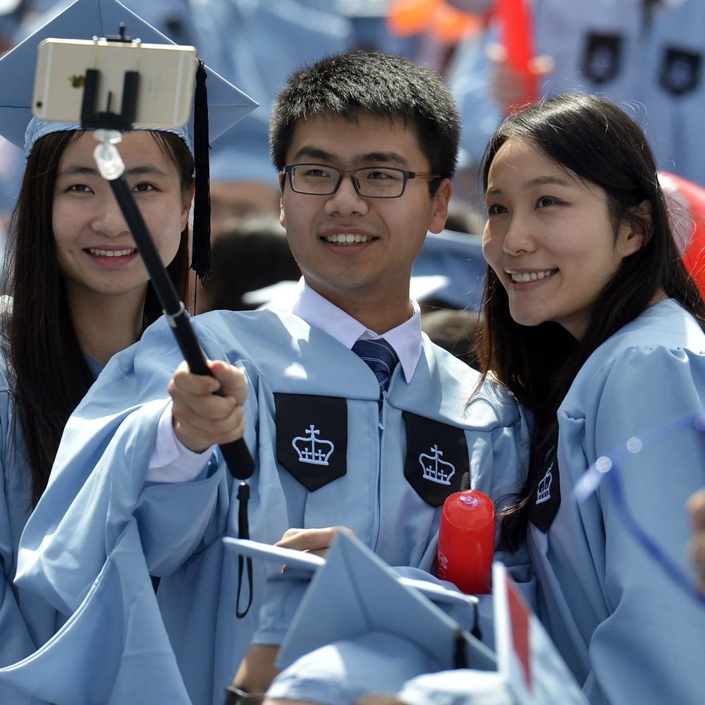 चीन ने US विजिट के लिए ट्रैवल एडवाइजरी जारी की:कहा- हमारे नागरिक अमेरिका में सतर्क रहें