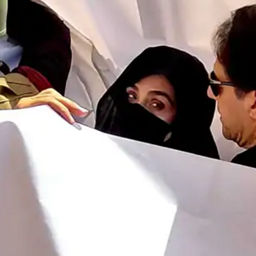 तोशाखाना केस में इमरान-बुशरा की सजा पर रोक:दो और मामलों के चलते जेल में ही रहेंगे खान