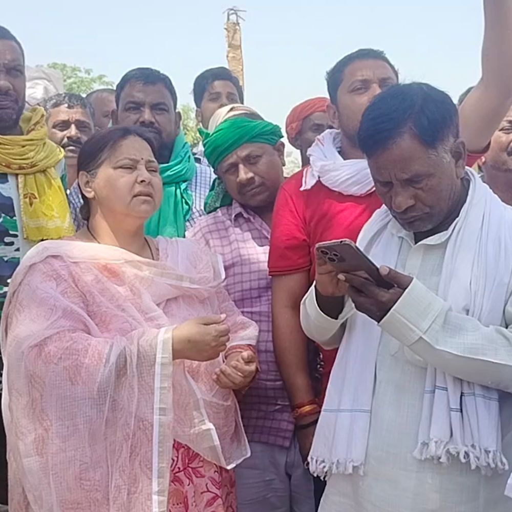 अग्नि पीड़ितों से मिलीं मीसा भारती:लोगों ने सीओ के नहीं आने पर जताई नाराजगी, अधिकारी से बात कर मदद पहुंचाने का किया आग्रह