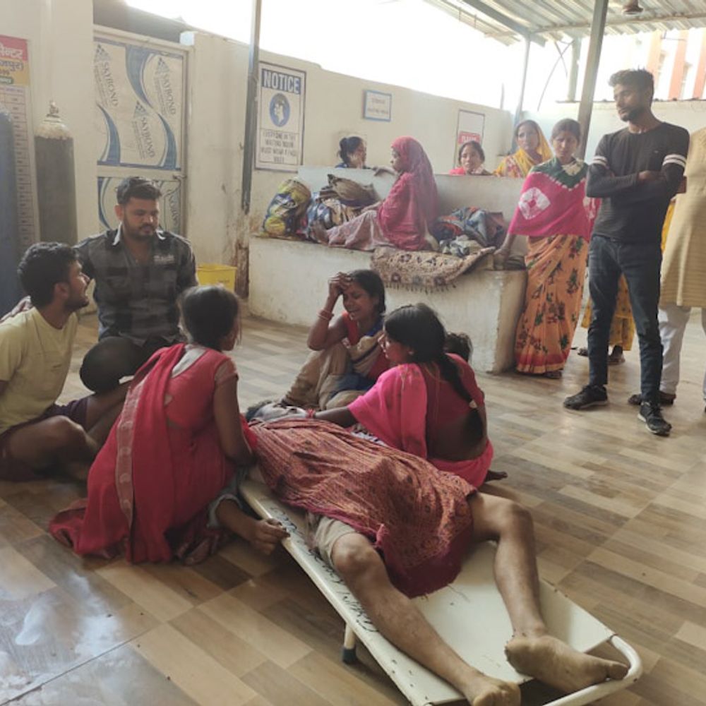 आरा में पिता-पुत्र की गोली मारकर हत्या:गेंहू कटाने के दौरान ताबड़तोड़ फायरिंग, पिता को लगी 4 बुलेट