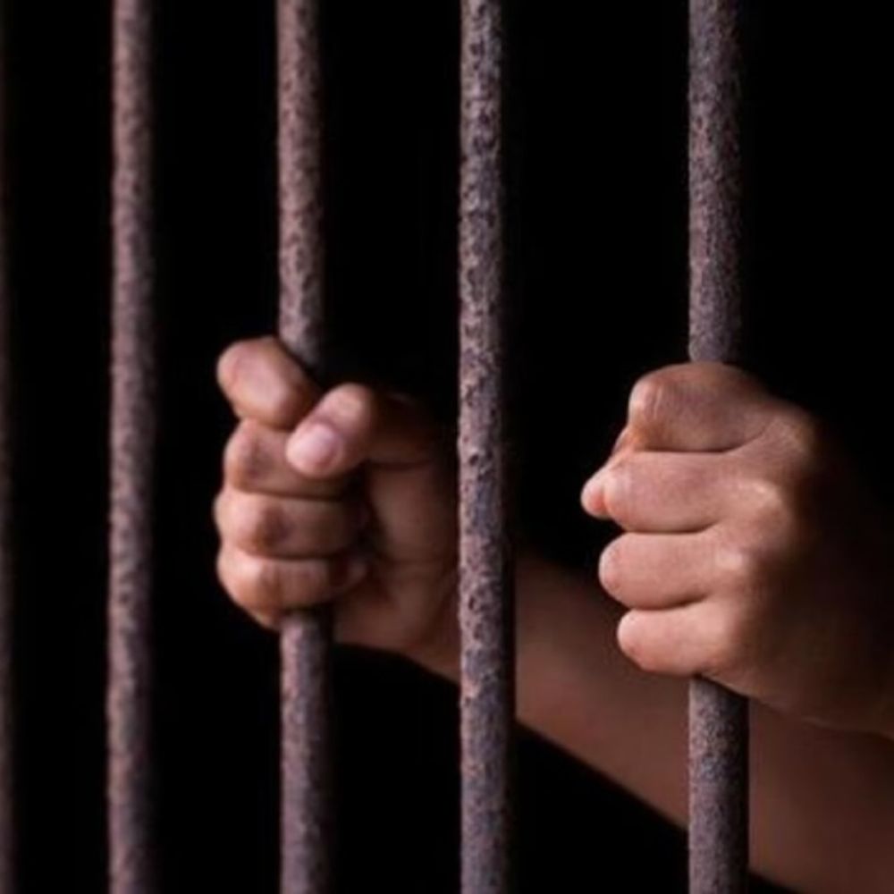 माता-पिता-भाई की हत्या के लिए 65 लाख रुपए दिए:कर्नाटक में सारी संपत्ति भाई को मिलने से नाराज था शख्स; पुलिस ने गिरफ्तार किया