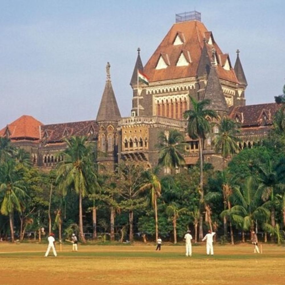 बॉम्बे हाईकोर्ट बोला- जजों को गरिमापूर्ण व्यवहार करना चाहिए:ऐसा बर्ताव न करें, जिससे न्यायपालिका की छवि खराब हो