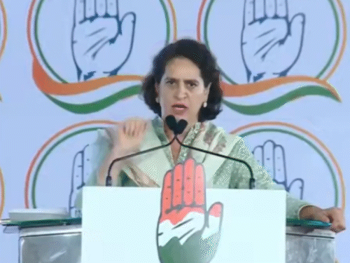 प्रियंका बोलीं- मेरी मां का मंगलसूत्र देश पर कुर्बान हुआ:PM वोट के लिए डरा रहे; मोदी ने कहा था- कांग्रेस मंगलसूत्र-गहने लेकर पैसे बांट देगी