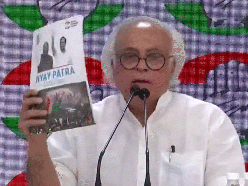 कांग्रेस बोली- हमारे मेनिफेस्टो में विरासत टैक्स का जिक्र नहीं:1985 में प्रधानमंत्री राजीव गांधी ने इस टैक्स को खत्म कर दिया था