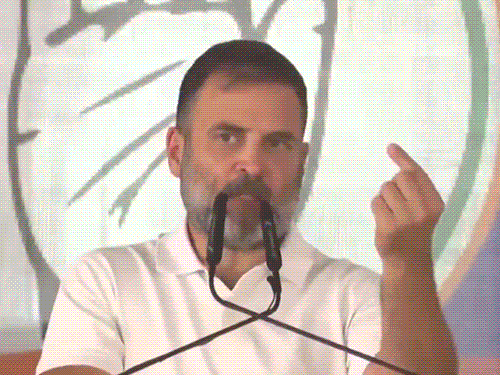 राहुल बोले- आज कल मोदी घबराए हुए हैं:कुछ दिनों में स्टेज पर उनके आंसू निकल आएंगे, उन्होंने 10 साल में गरीबों का पैसा छीना