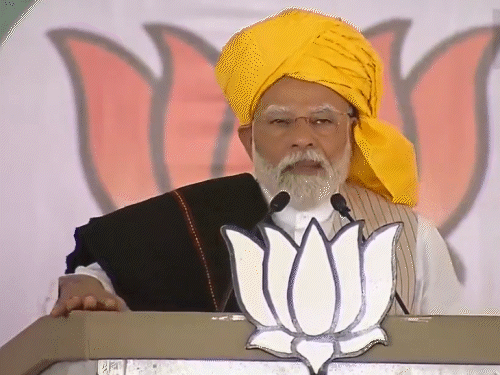 मोदी बोले- कांग्रेस का पंजा जनता का पैसा लूटता था:जिसके पास 400 सांसद थे, वो पार्टी 250 लोगों को चुनाव भी नहीं लड़वा पा रही