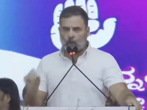 राहुल बोले-प्रधानमंत्री रेपिस्ट के लिए वोट मांग रहे:महालक्ष्मी की बात पर वे चिढ़ते हैं, क्योंकि उनके अरबपति दोस्तों को पैसा नहीं मिल पा रहा