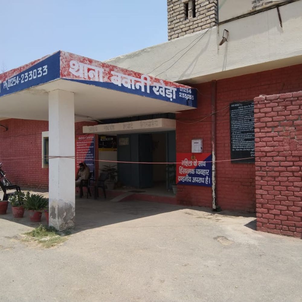 बवानी खेड़ा में व्यक्ति व नाबालिग लड़की लापता:शख्स बिना बताए घर से निकला; लड़की कचरा फेंकने गई थी बाहर