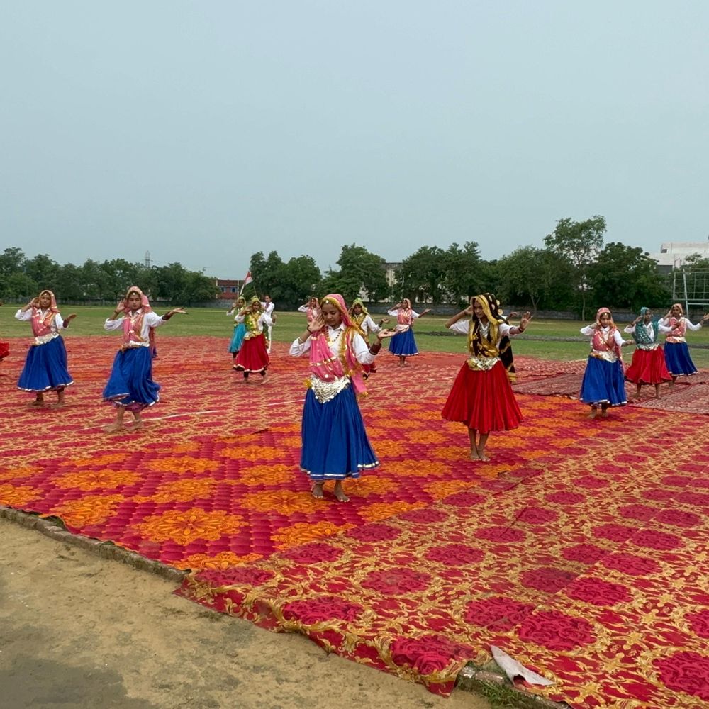 कोसली में धूमधाम से मनाया स्वतंत्रता दिवस:MLA सीताराम ने किया ध्वजारोहण; बोले- आजादी में क्षेत्र के वीर सैनिकों की अहम भूमिका