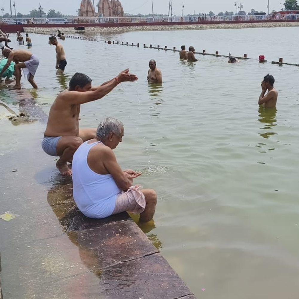 कुरुक्षेत्र में सोमवती अमावस्या पर उमड़ी भीड़