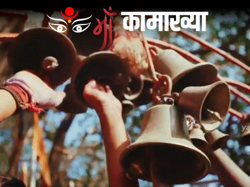 नवरात्रि का पहला दिन-कामाख्या से ग्राउंड रिपोर्ट:यहां नागा साधु कपड़े पहनते हैं, मां को होता मासिक धर्म; प्रसाद में मिलता लाल कपड़ा