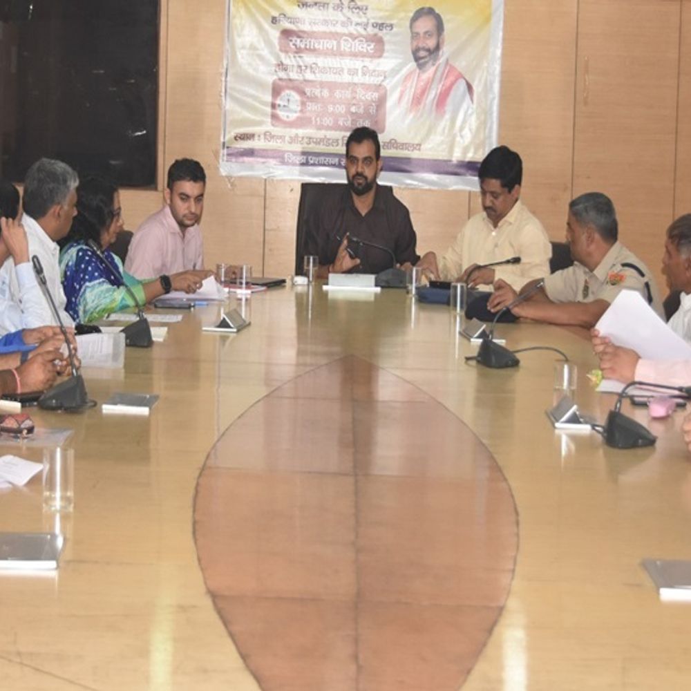 रोहतक में नेशनल स्कूल हॉकी गेम्स 22 से, देश के विभिन्न राज्यों से पहुंचेंगे खिलाड़ी, एडीसी ने तैयारियों को लेकर की बैठक