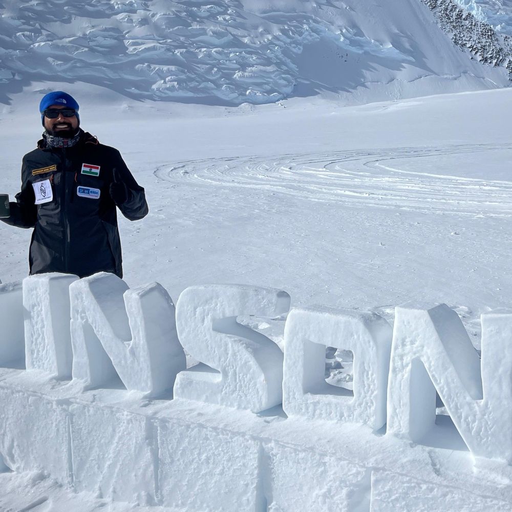 रेवाड़ी का नरेंद्र अंटार्कटिका की चोटी को फतह करने पहुंचा:यहां का तापमान माइनस 60°C, 6 दिनों में की थी माउंट एवरेस्ट पर चढ़ाई