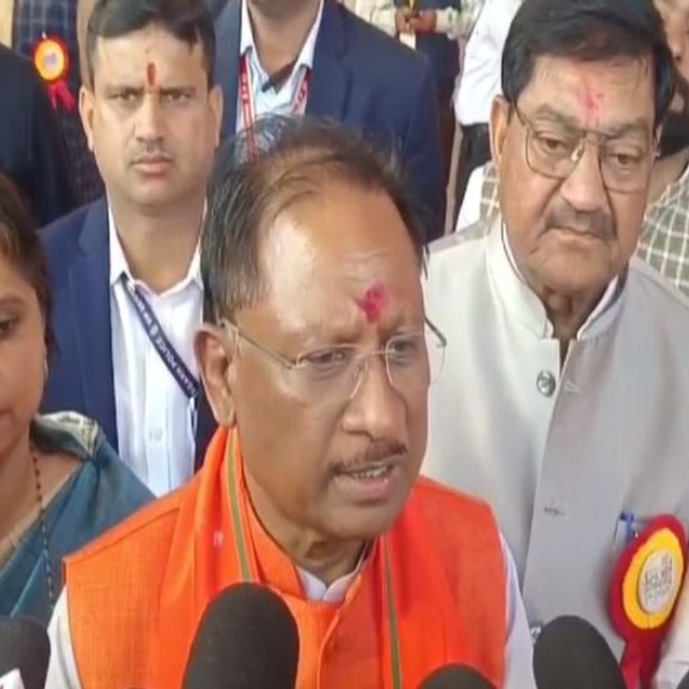 साय बोले- जल्द लागू करेंगे पत्रकार सुरक्षा कानून:टाइमलाइन पर साधी चुप्पी; गरियाबंद में किया 338 कामों का लोकार्पण-भूमिपूजन