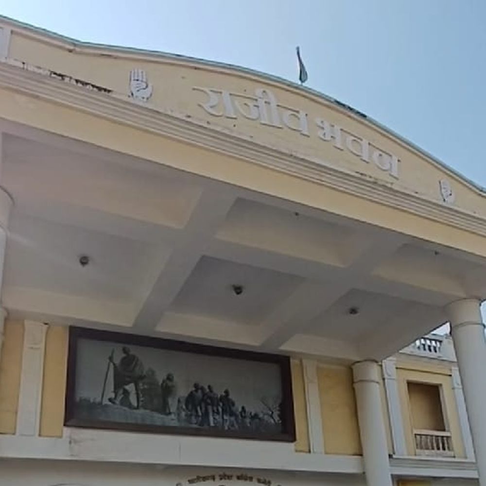 पार्षद चुनाव लड़ना है,तो 5 महीने का देना होगा वेतन:छत्तीसगढ़ कांग्रेस का पार्षदों को फरमान, मनमोहन कमेटी में जमा करनी होगी सैलेरी