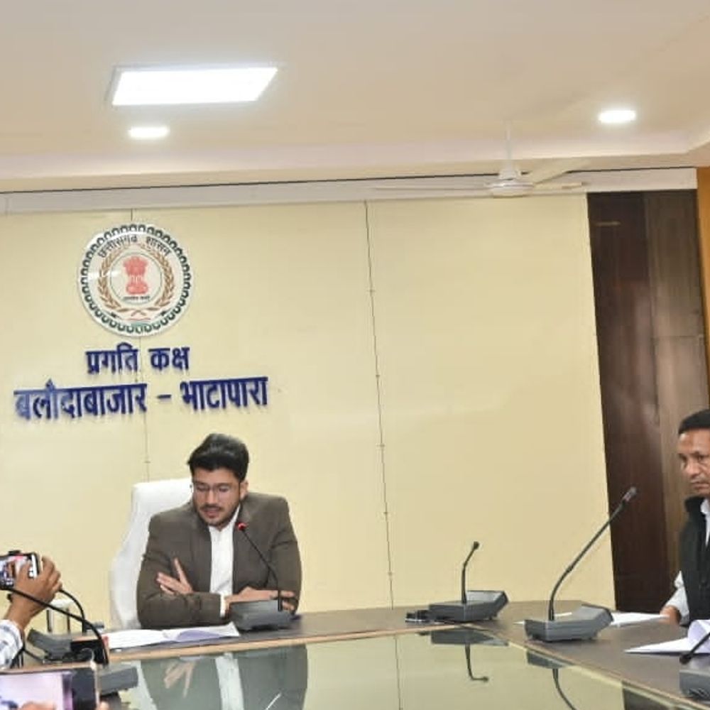 बलौदाबाजार-भाटापारा जिले में चुनाव कार्यक्रम तय:27 जनवरी से नामांकन प्रक्रिया शुरू होगी, पहले चरण में भाटापारा और सिमगा में होगा मतदान