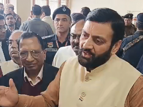 CM बोले- केजरीवाल जिस मिट्‌टी में जन्मे, उसे कलंकित किया:हिसार के रहने वाले AAP सुप्रीमो; यमुना में जहर मिलाने के बयान से नाराज सैनी