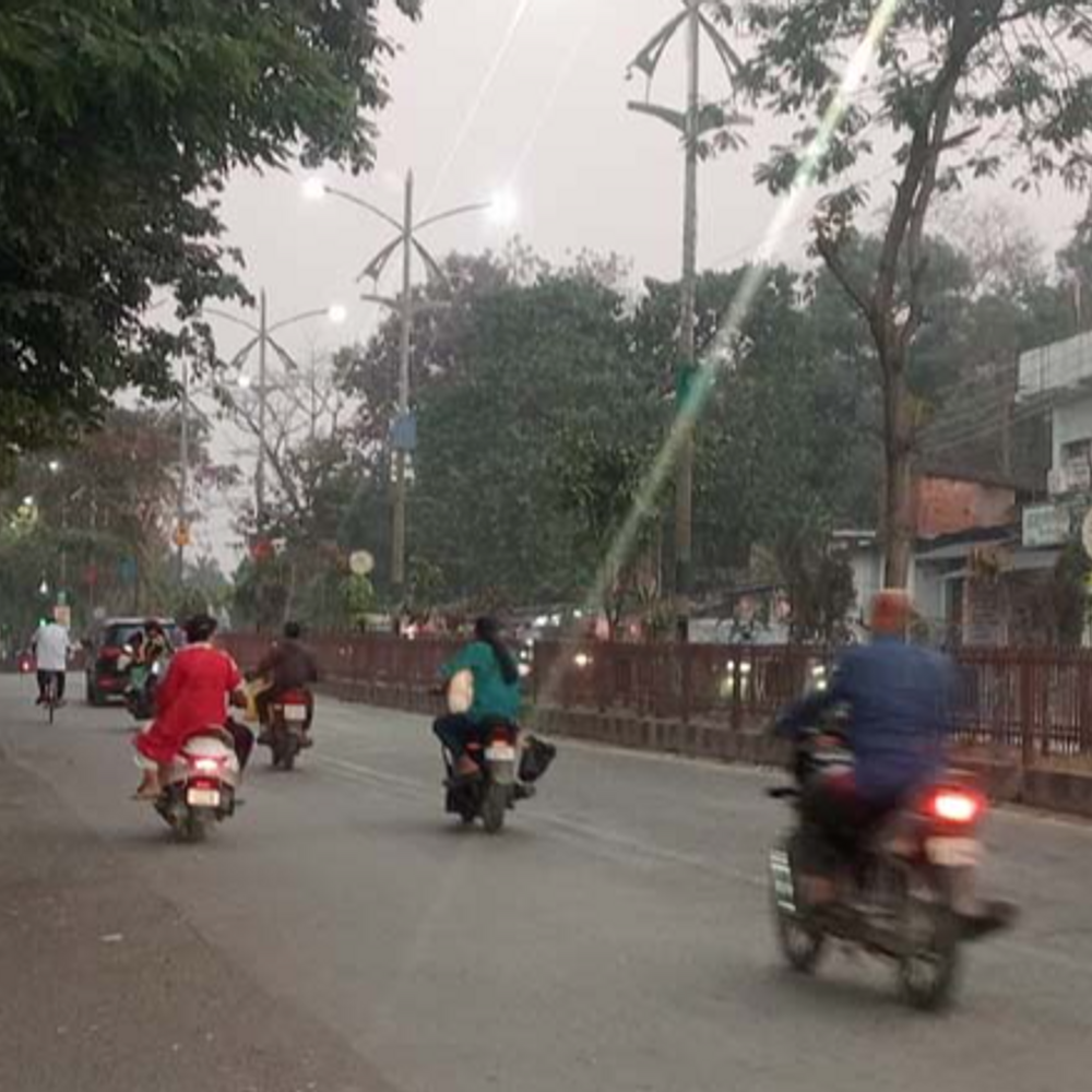 रायगढ़ में ठंड का असर खत्म, गर्मी का अहसास:न्यूनतम तापमान 18 डिग्री सेल्सियस पहुंचा, रात में शहर की सड़कों पर चहल-पहल बढ़ी