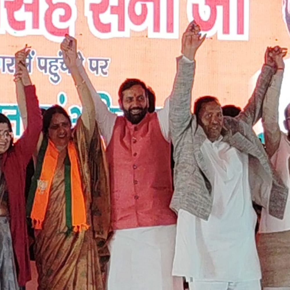 कांग्रेस के 8 मेयर उम्मीदवारों की घोषणा:रोहतक-करनाल में BJP के बागियों को टिकट; पूर्व कांग्रेसी विधायक ने भाजपा जॉइन की