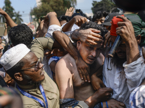 बांग्लादेश में 5 महीने में 32 हिंदुओं का मर्डर:13 से रेप, मंदिरों पर हमले की 133 घटनाएं, अल्पसंख्यक संगठन की रिपोर्ट में दावा