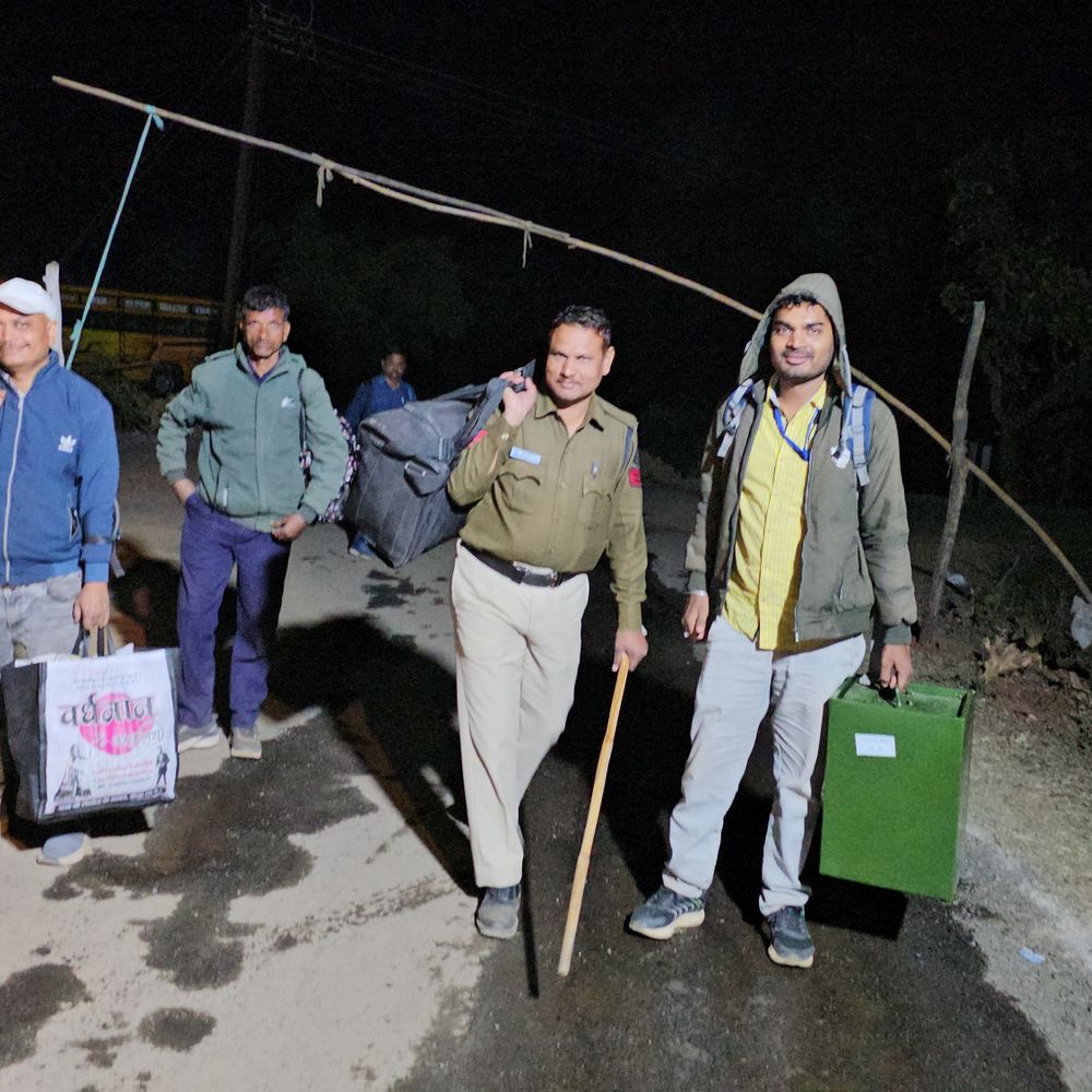 चुनाव के बाद मतगणना में देरी को लेकर हंगामा:गौरेला में देर रात तक चली वोटिंग, पुलिस को करना पड़ा बल प्रयोग