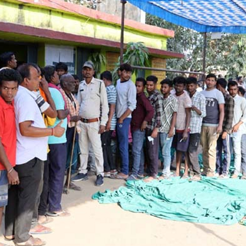त्रिस्तरीय पंचायत चुनाव के पहले चरण का परिणाम घोषित:रायगढ़ और पुसौर में 88.36% मतदान हुआ; 6 प्रत्याशी पहले ही हो चुके थे निर्विरोध निर्वाचित