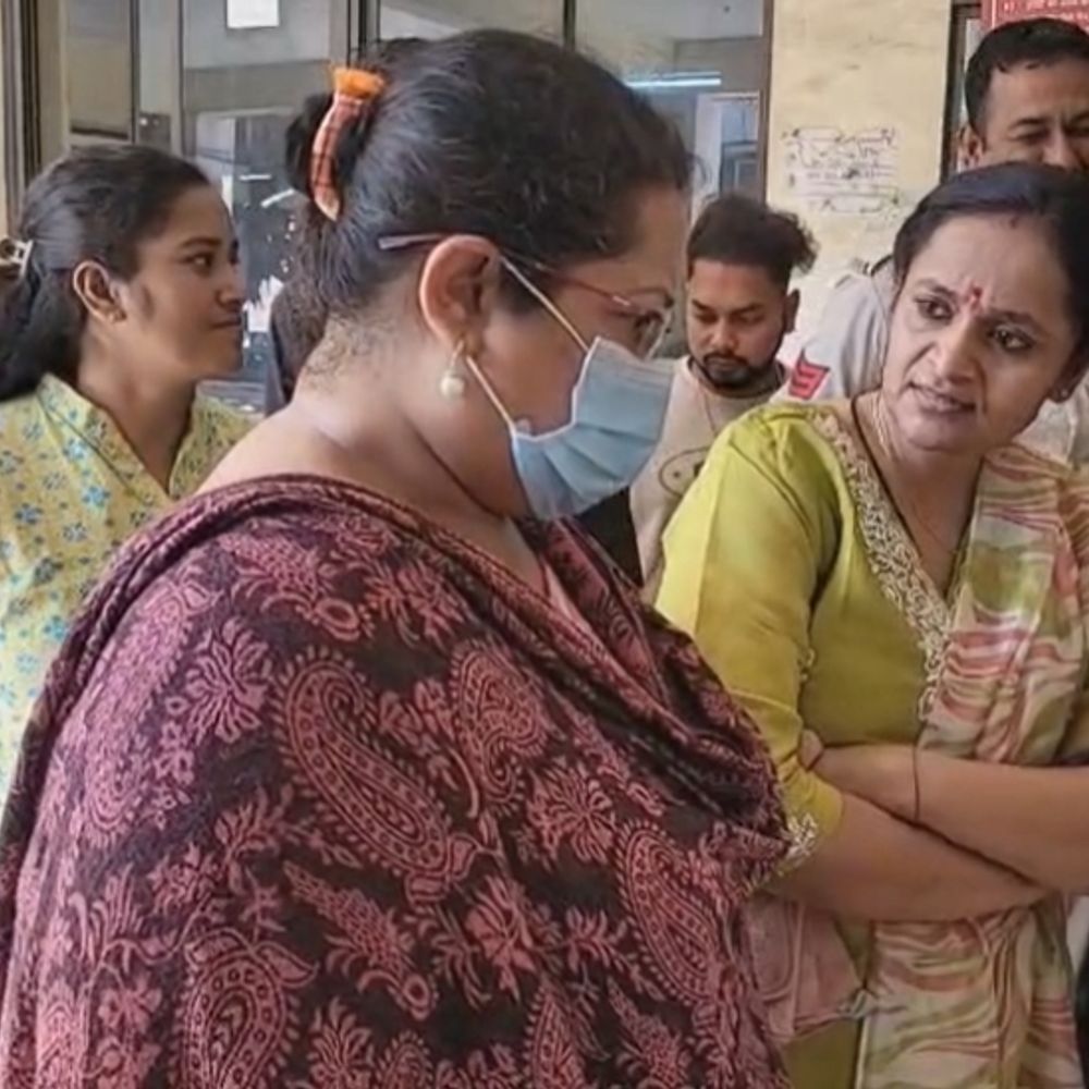 DMF घोटाला...रानू-सौम्या और सूर्यकांत समेत 5 की पेशी:EOW रिमांड खत्म होने के बाद कोर्ट में किया जाएगा पेश, फिर बढ़ सकती है रिमांड
