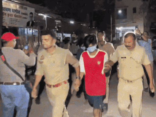 वाराणसी गैंगरेप-बड़े सेक्स रैकेट की तरफ मुड़ा केस:आरोपी के मोबाइल में 546 लड़कियों के न्यूड वीडियो, 6 राज्यों के कस्टमर्स को भेजे