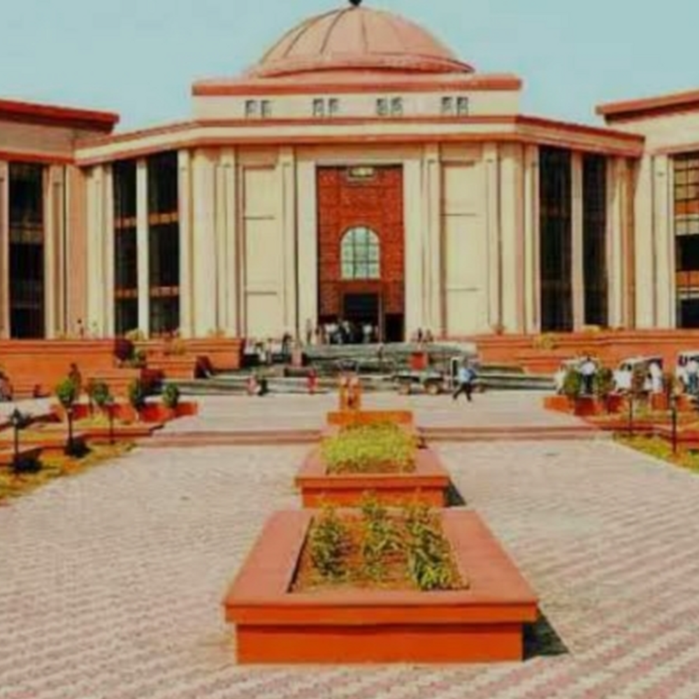 CGPSC घोटाला...पूर्व चेयरमैन टामन सिंह सोनवानी को नहीं मिली बेल:नेता-रसूखदारों के साथ रिश्तेदारों का कराया सिलेक्शन, जेल में बंद हैं आरोपी अफसर