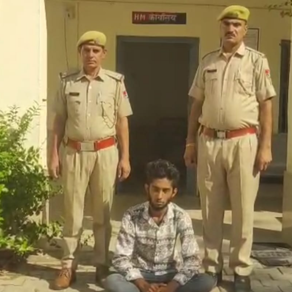 विवादित पोस्ट करने पर युवक गिरफ्तार:बागोड़ा थाना पुलिस ने मोबाइल लोकेशन ट्रैस कर किया अरेस्ट, माहौल खराब करने की कोशिश