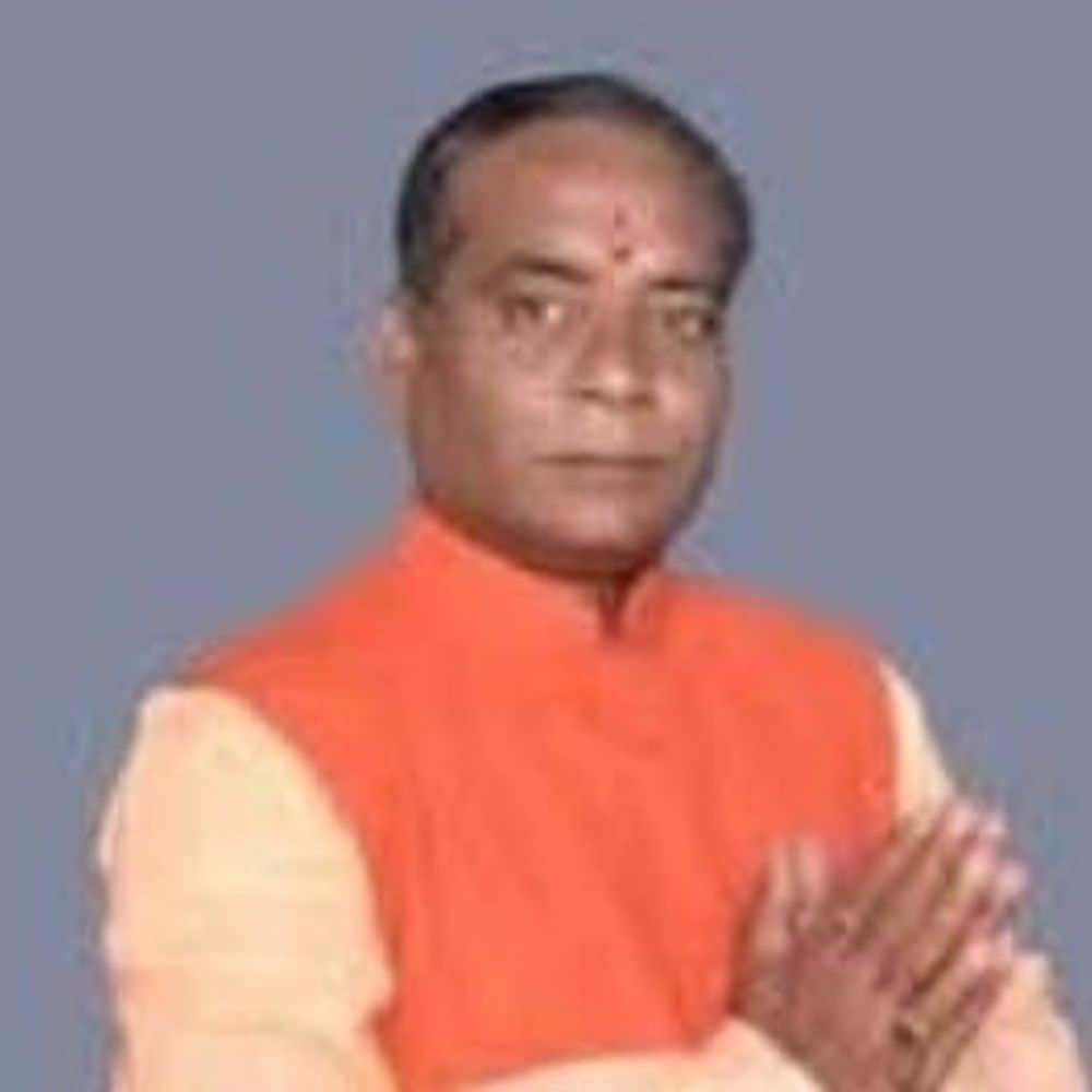 मथुरा में व्यापारी की हत्या करने वाले शूटरों से मुठभेड़:गिरफ्तार, दोनो ने हत्या की सुपारी ली थी, एक के दोनों पैरों में गोली लगी