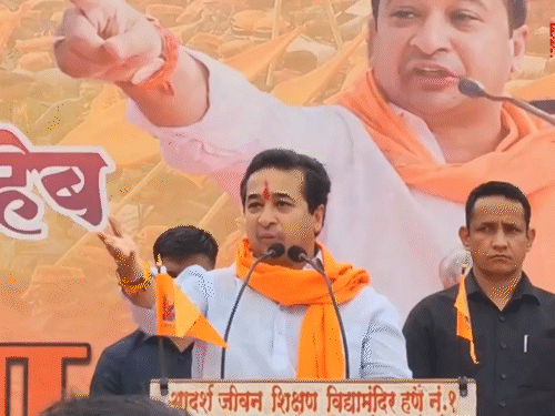 महाराष्ट्र मंत्री बोले- हिंदू खरीददारी करने से पहले धर्म पूछें:हनुमान चालीसा पढवाएं, जो न पढ़ पाए उससे सामान न खरीदें