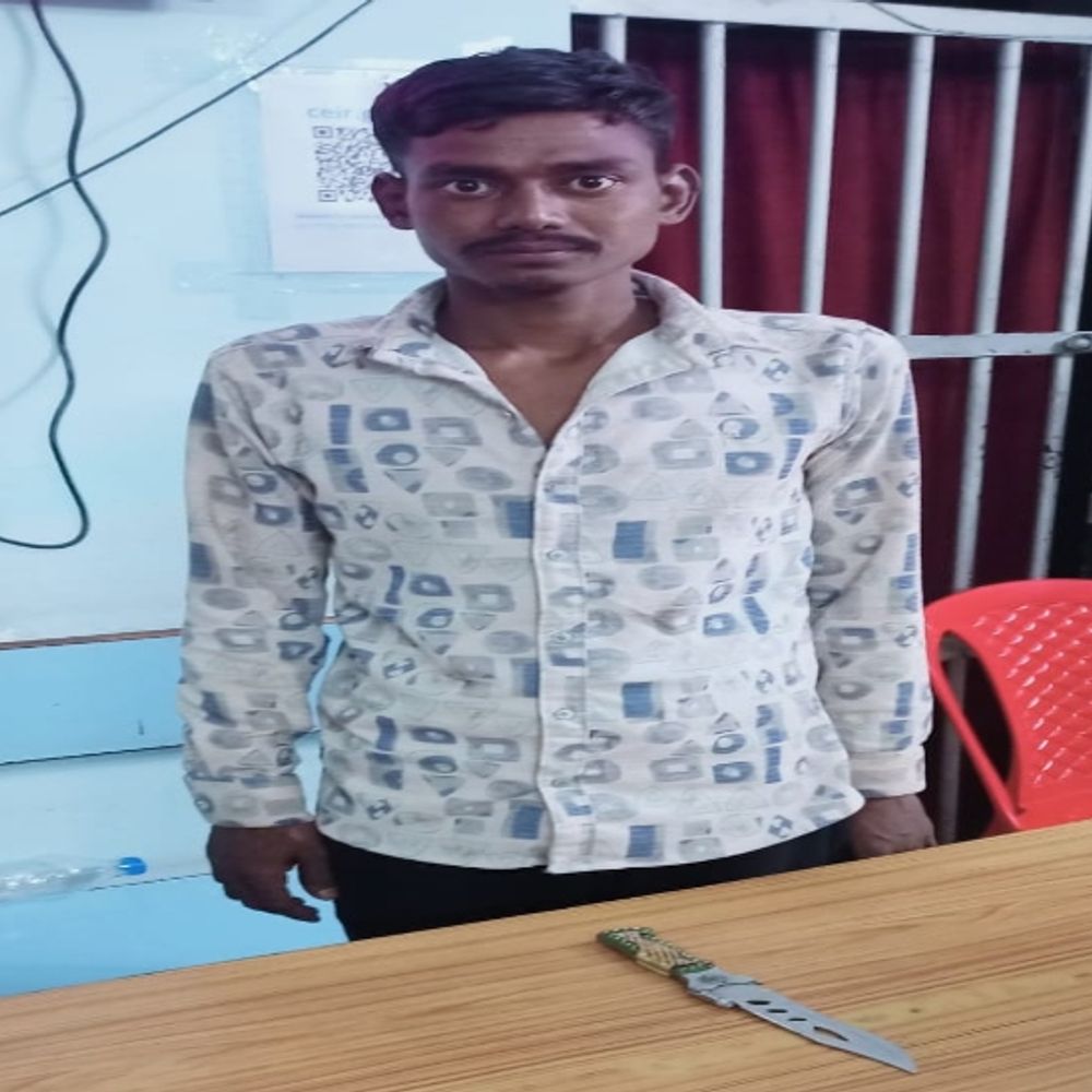 रायपुर में पुराना बदमाश हुआ फिर एक्टिव:कमर में चाकू फंसा कर घूमते पुलिस ने किया गिरफ्तार, आर्म्स एक्ट में गया जेल