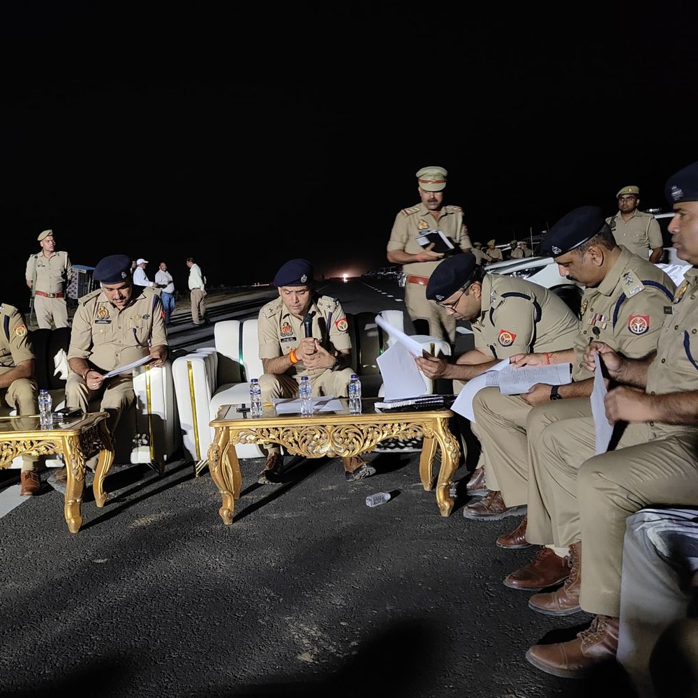 गंगा एक्सप्रेस वे का निरीक्षण करेंगे सीएम योगी:हरदोई में आज सुबह 11:05 बजे पहुंचेंगे, 20 मिनट रुकेंगे