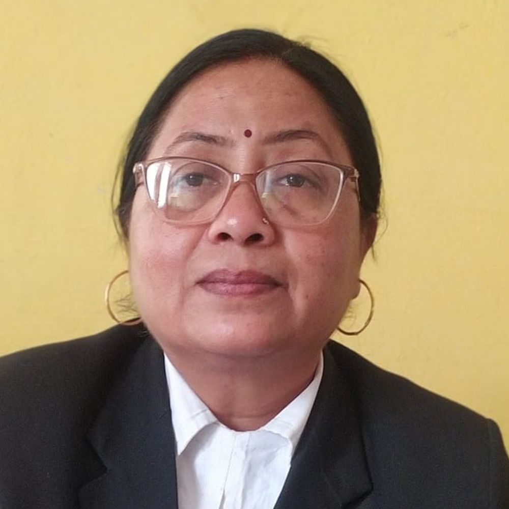 सोनभद्र में पहली महिला नोटरी अधिवक्ता की नियुक्ति:निर्मला शर्मा को मिला 5 साल का अधिकार, जिले में कर सकेंगी व्यवसाय