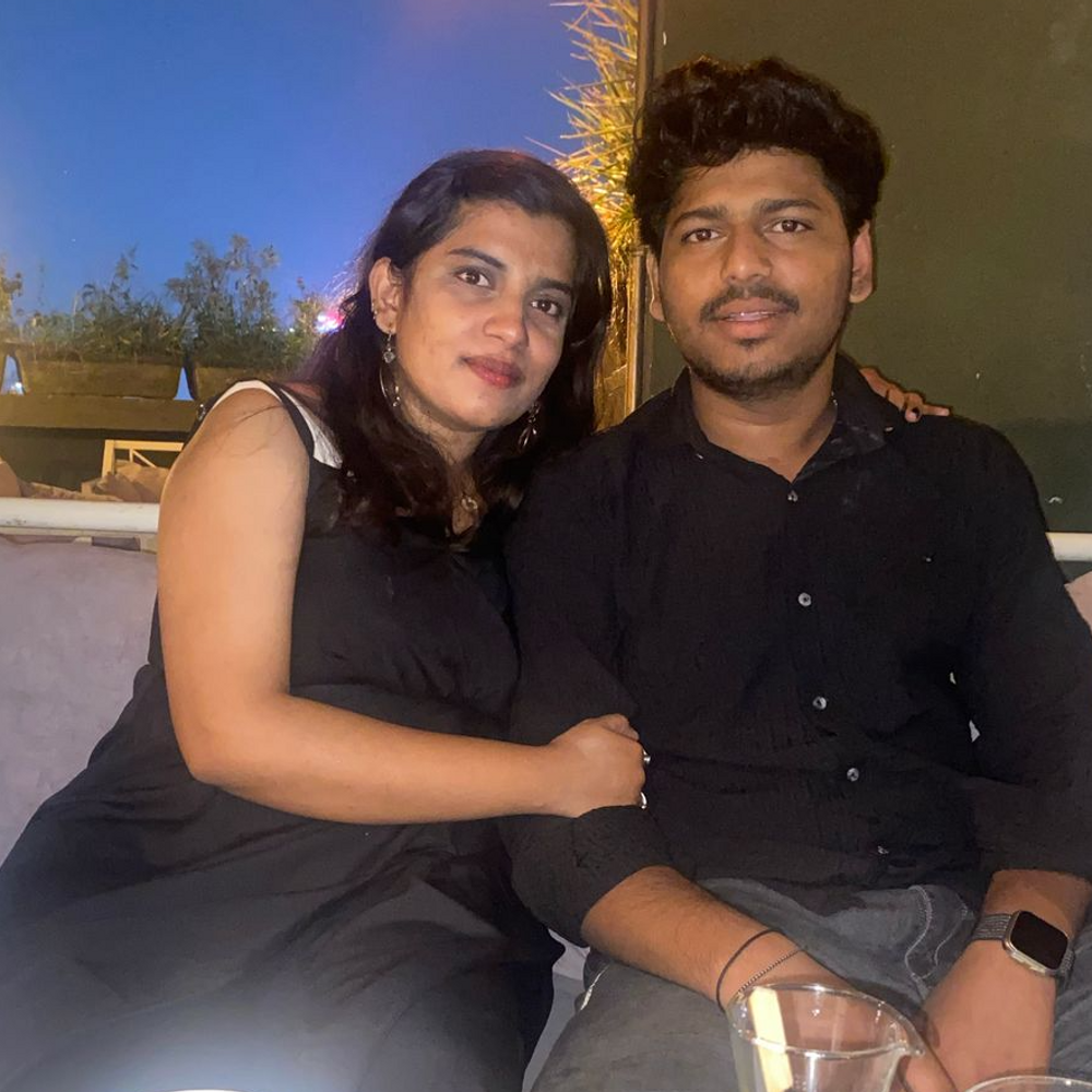 लव मैरिज से नाराज पिता ने बेटी-दामाद को गोली मारी:जलगांव में रिश्तेदार की शादी में फायरिंग की, आरोपी CRPF का रिटायर्ड सब-इंस्पेक्टर