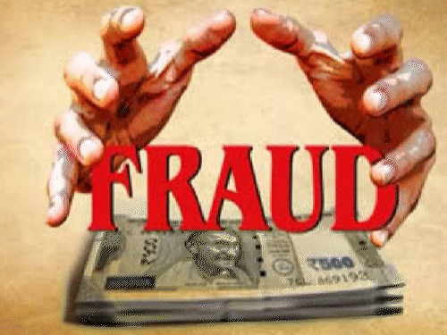 लखनऊ में सॉफ्टवेयर इंजीनियर से 11 लाख की ठगी:प्लॉट-फ्लैट दिलाने के नाम पर ठगे, LDA कर्मियों और रिश्तेदार तक पर केस दर्ज