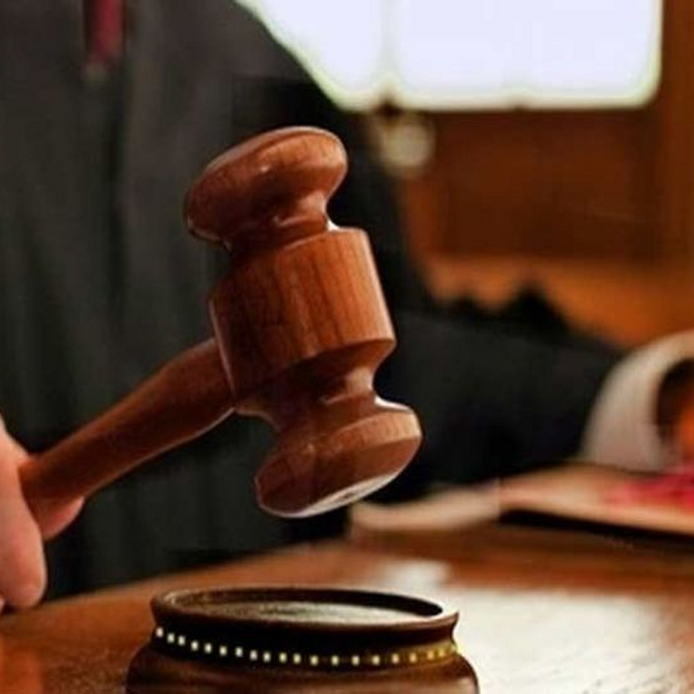 ब्लड-बैंक में घोटाला करने वाले कर्मचारी की अग्रिम जमानत खारिज:GSVM मेडिकल कॉलेज ब्लड बैंक के यूजर चार्ज की रकम हड़पने पर प्रिंसिपल ने दर्ज कराई थी एफआईआर