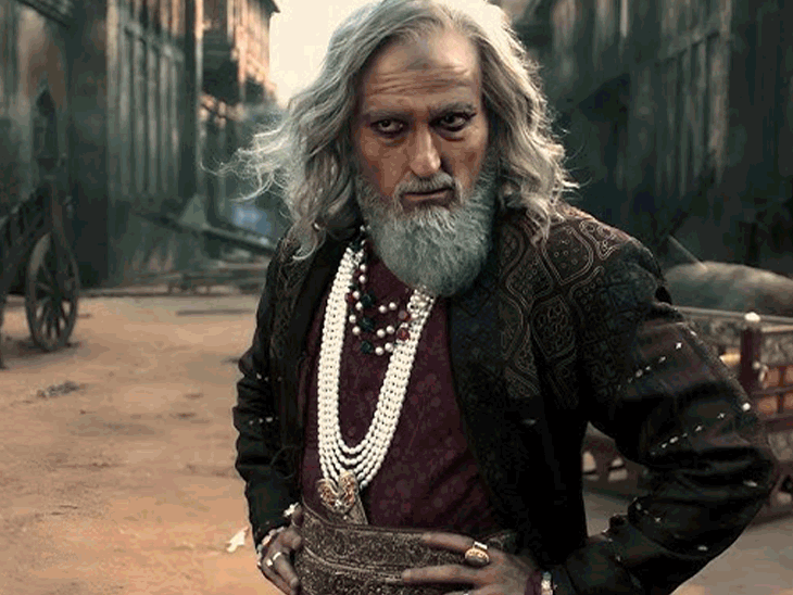 'छावा' देखकर भड़के विजय देवरकोंडा:कहा- देश के दुश्मनों को थप्पड़ मारना चाहता हूं, औरंगजेब और ब्रिटिशों पर निकाला गुस्सा