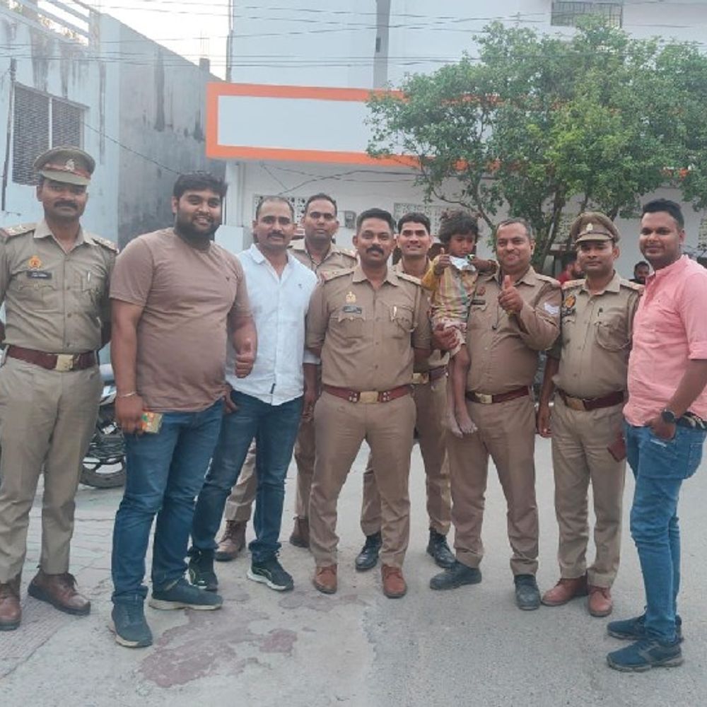 लखनऊ:लापता तीन साल की मासूम 4 घंटे में मिली, CCTV के जरिये पैदल-पैदल पहुंचे पुलिस कर्मी