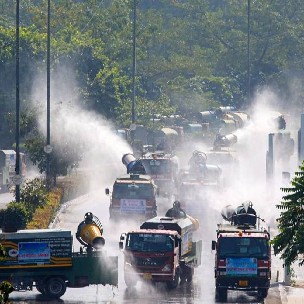 दिल्ली-NCR में प्रदूषण कैसे कम होगा:सुप्रीम कोर्ट में केंद्र आज प्रस्ताव पेश करेगा, कोर्ट ने पूछा था- सरकारी विभागों में EV कैसे अपनाएंगे