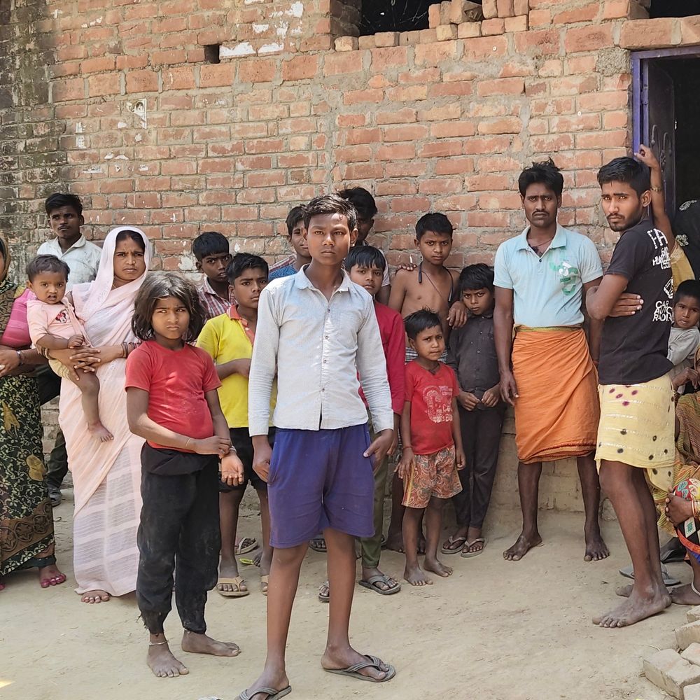 गंगा में 8 साल का बच्चा डूबा:कौशांबी में 24 घंटे बाद ब्रिज के नीचे मिला शव, दोस्तों के साथ नहाने गया था