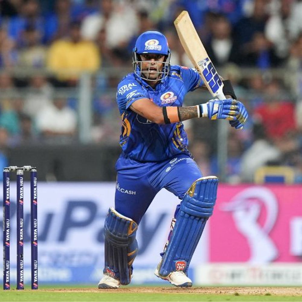 MI Vs GT; मुंबई का छठा विकेट गिरा:कूट्जी ने तिलक वर्मा को पवेलियन भेजा; साई किशोर 2 विकेट ले चुके