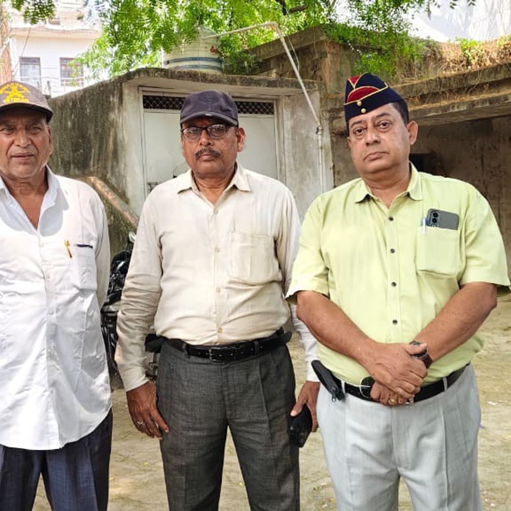 पूर्व सैनिक संगठन का प्रस्ताव:हवाई हमले से बचाव की मॉकड्रिल में सहयोग की अपील, डीएम को ज्ञापन