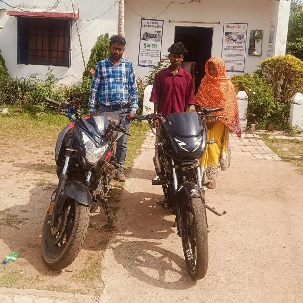 बाइक में मॉडिफाइड साइलेंसर लगाने पर 46 हजार जुर्माना:जशपुर में नाबालिग के पिता पर कार्रवाई, पुलिस ने चलाया चेकिंग अभियान; 4 महीने में 119 मौतें